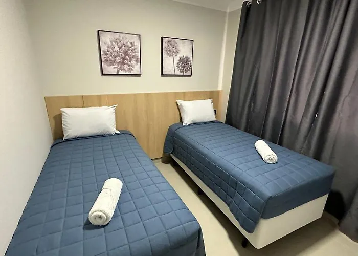 Apt Charmoso Na Regiao Central De Foz
